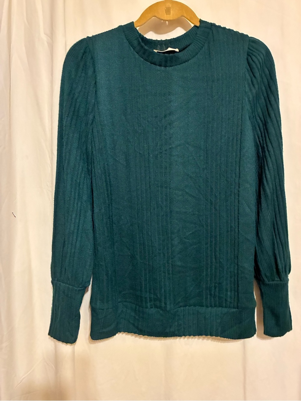 REB. In J. Sweater